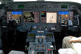 15.1 UXGA LCDx4 on Gulfstream Aerospace G450